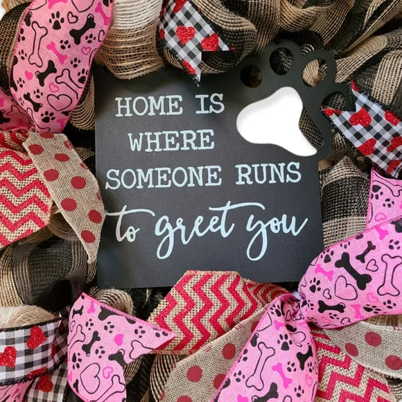 DOG LOVERS HANDMADE FRONT DOOR WREATH - Picture 2 of 3